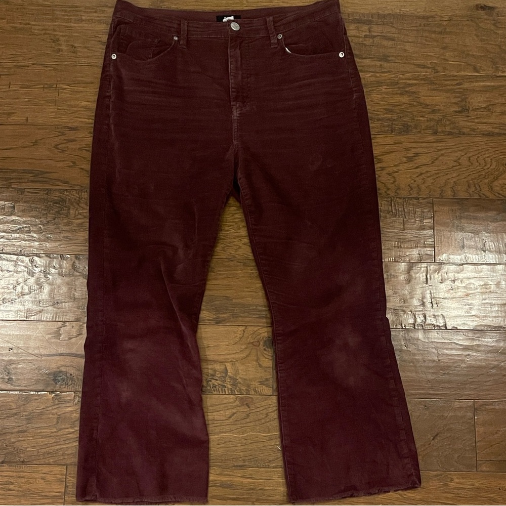 Urban Outfitters BDG Kick Flare High Rise Corduroy Pants Raw Hem - Picture 4 of 4
